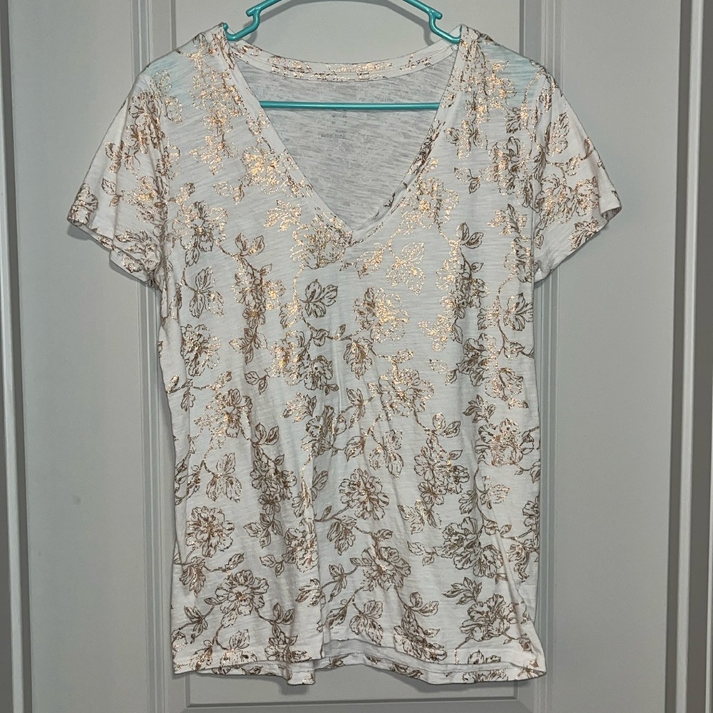 Floral tee